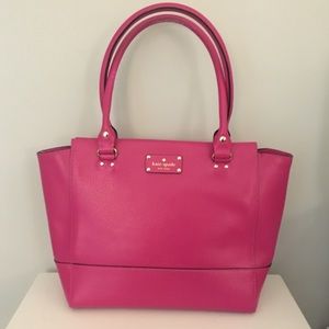 Kate Spade Camryn Wellesley *Hot Pink*